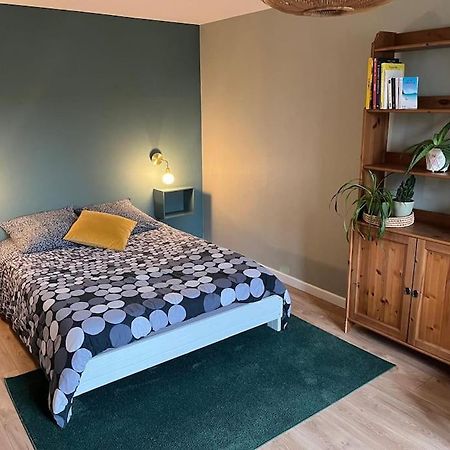 Appartement Cosy Au Calme Les Monts-Ronds ภายนอก รูปภาพ